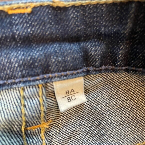 Gap Classic Jeans, Stretch, slight flare Size 8, Medium tint, wash NEW - Picture 3 of 12